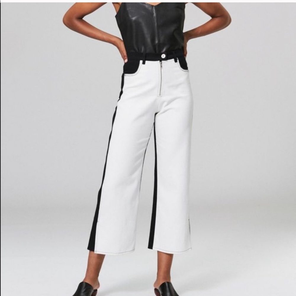 Veda size 10 color block jeans. Fits like a 6.